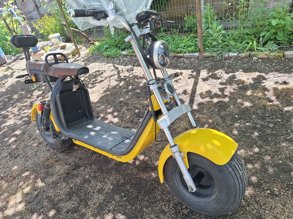 Vând scuter electric.
