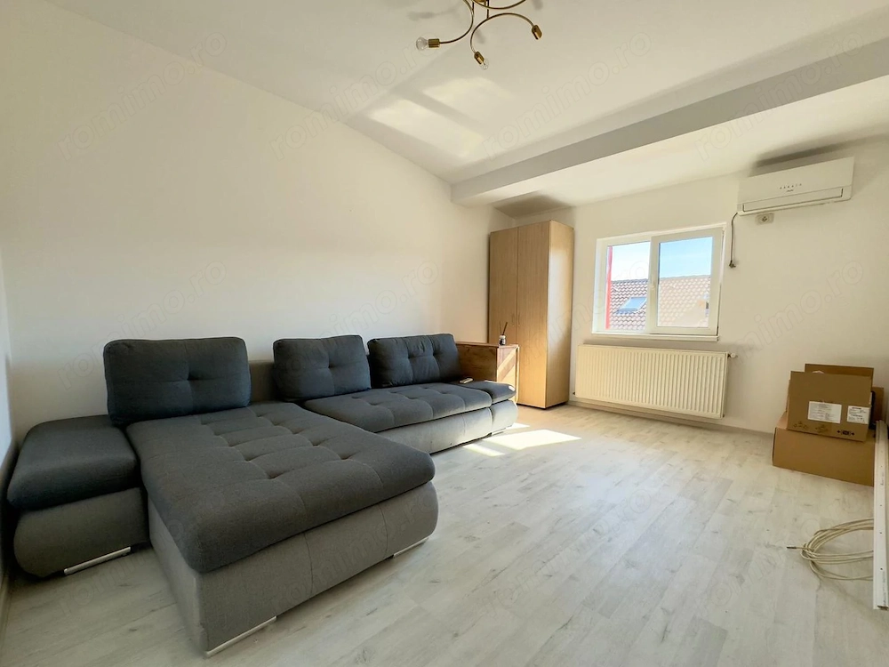 Decomandat.Disponibil Imediat.Bucatarie separata.Ideal Investitie!