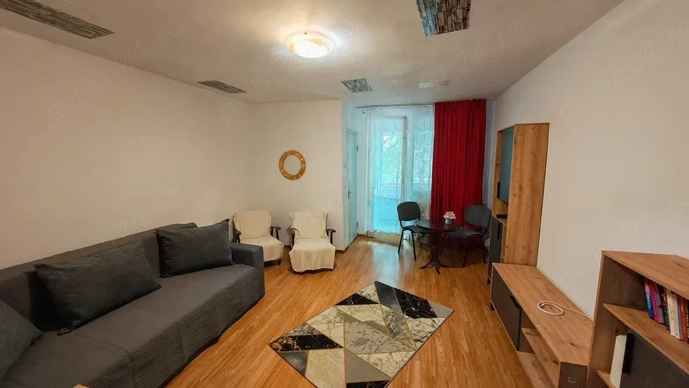 garsoniera titan-metrou 2 minute