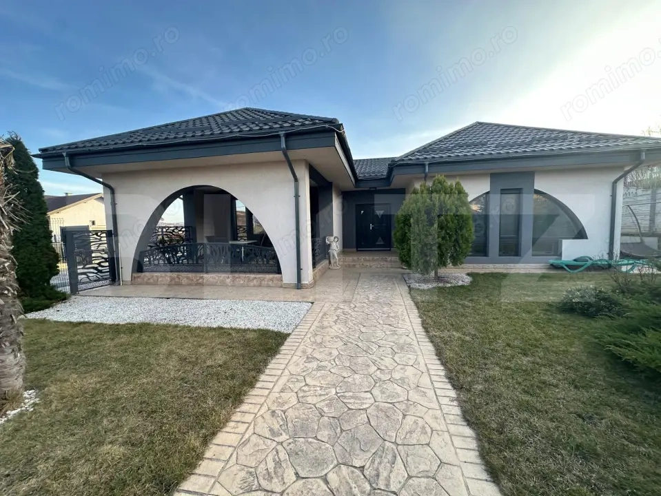 Casa de vanzare in IASI !!!  194 mp, zona Bucium  !!!