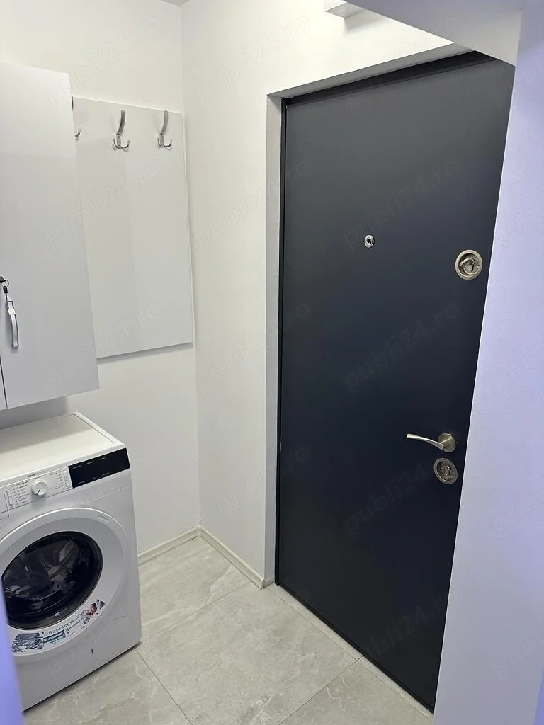 Inchiriez apartament 1 camera zona Bariera - Catedrala ultra lux proprietar