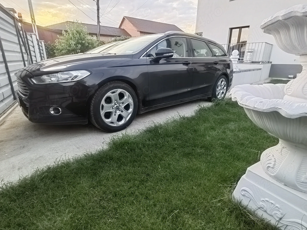 Unic proprietar vand Mondeo diesel