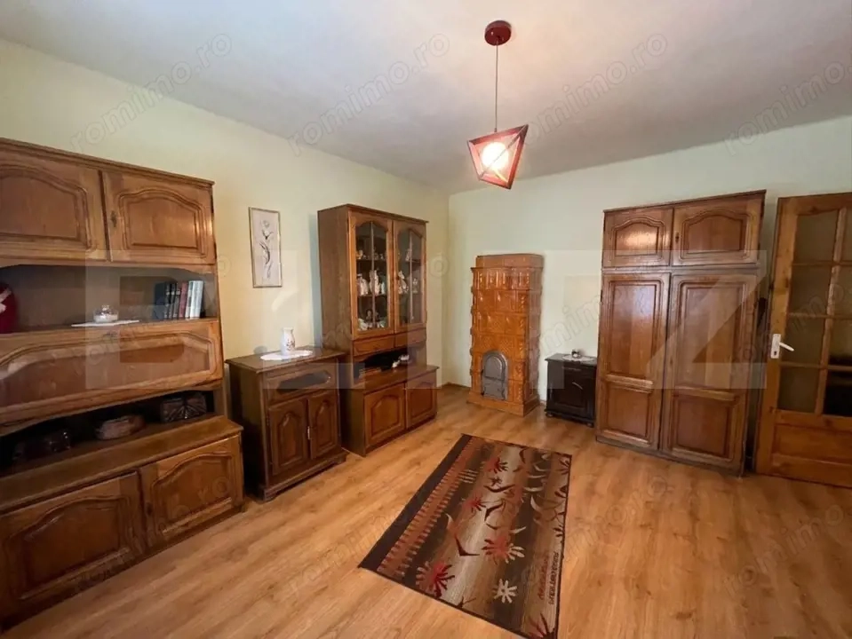  Apartament la casă de vânzare – Deva, zona Dorobanți