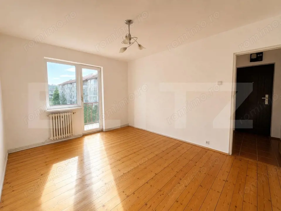 Apartament cu 2 camere, semidecomandat | Zona Dorobanți | Deva