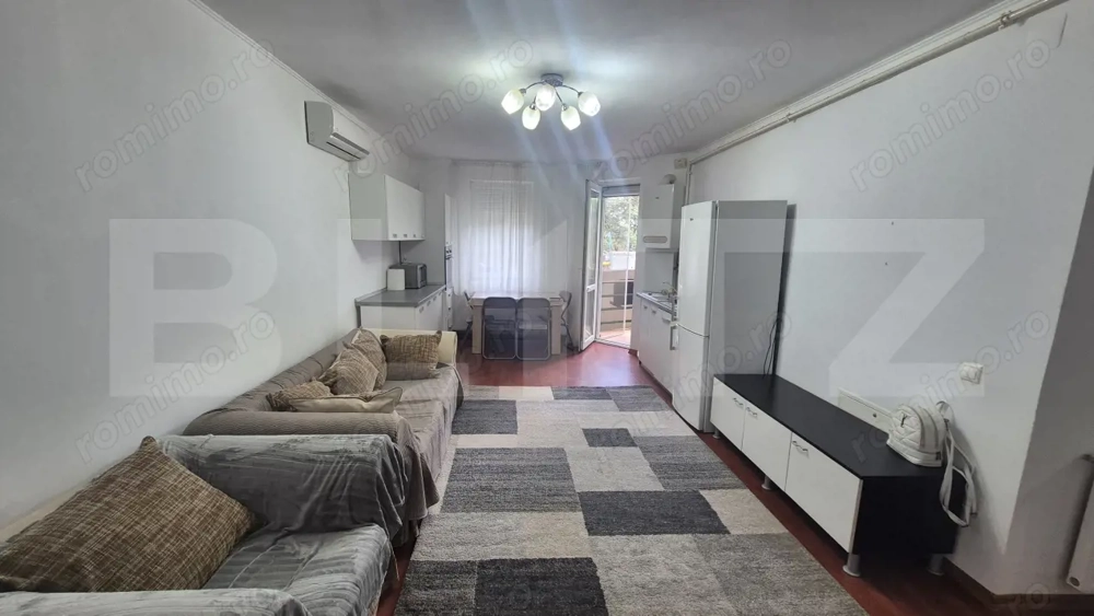 Apartament 3 camere de vanzare, 61.65 mp, strada Gellert Sandor