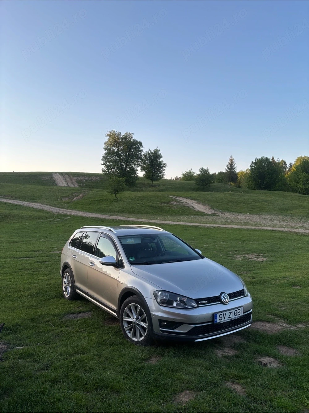 Vând Volkswagen Golf 7 Alltrack, an fabricație 2015, motorizare 2.0 TDI 184 CP Euro 6, cutie automat