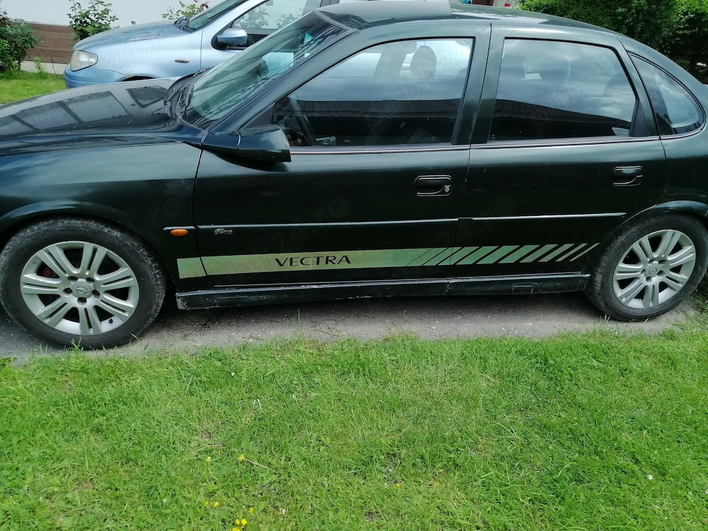  Vand Opel Vectra B 2001 1.6 benzina