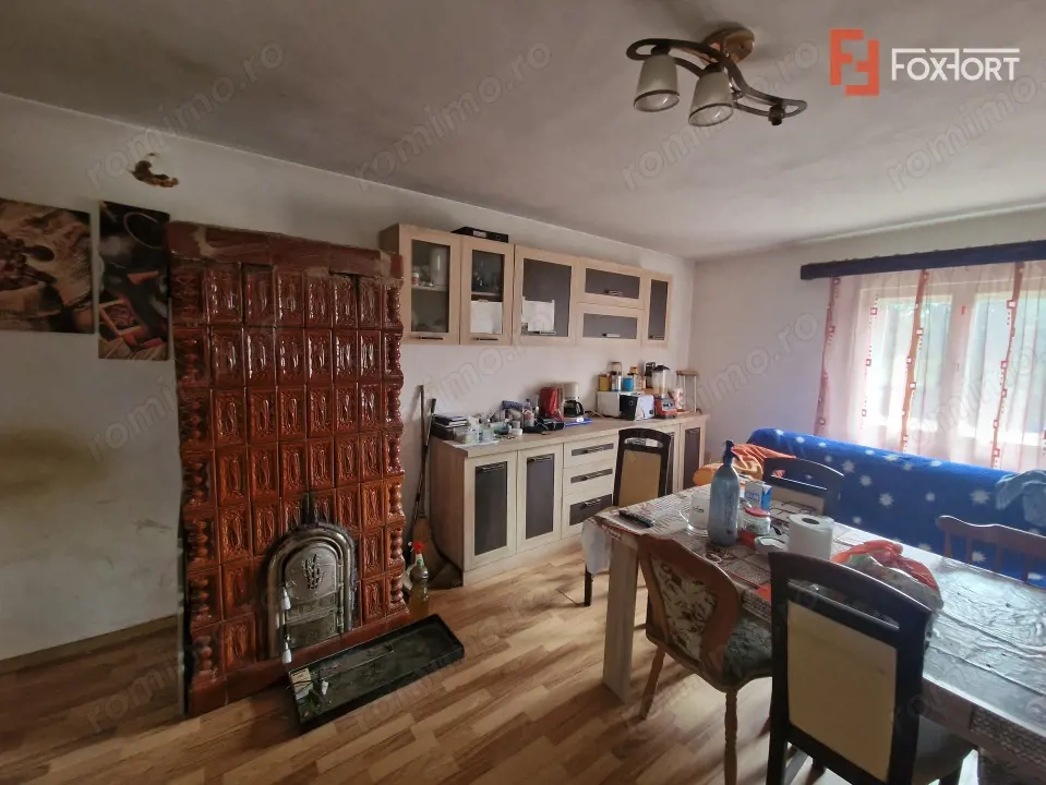 Casa cu 3 camere si teren de 2096 mp in Ianova
