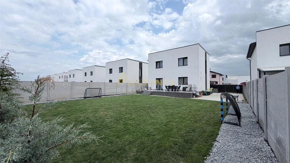 Casa individuala - 4 camere - teren 455 mp