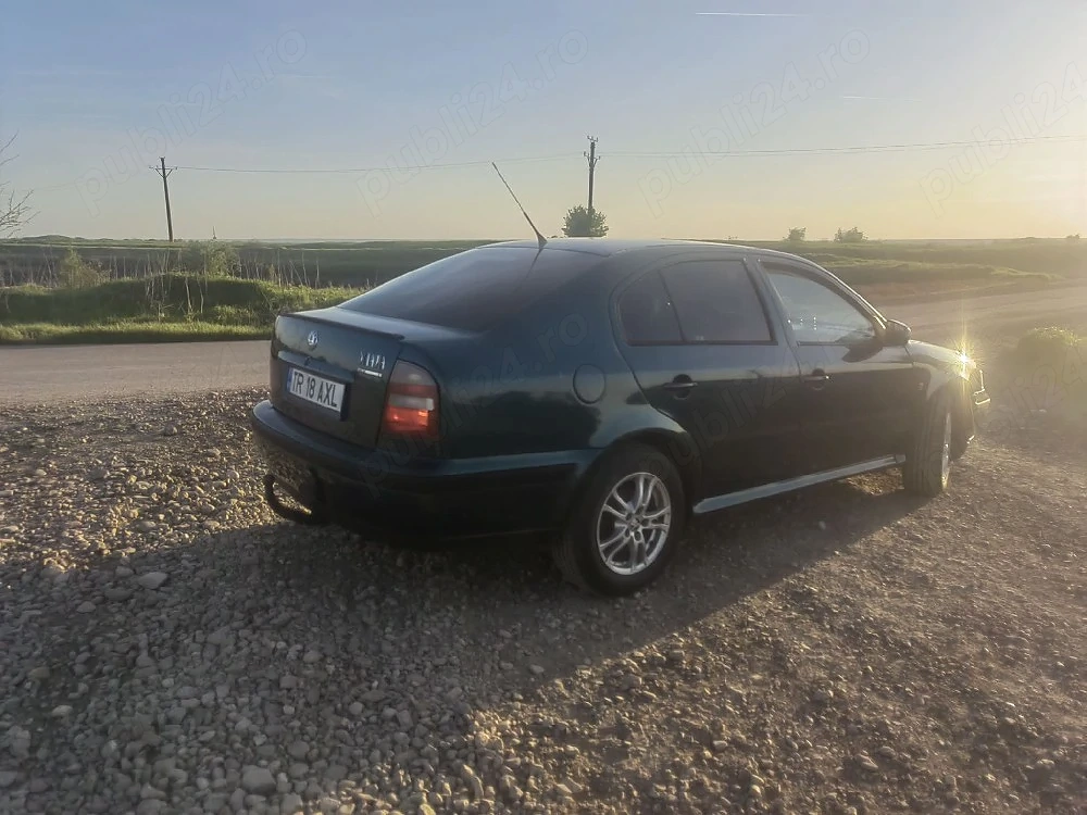 vând skoda Octavia 1 1998,1.6 benzina