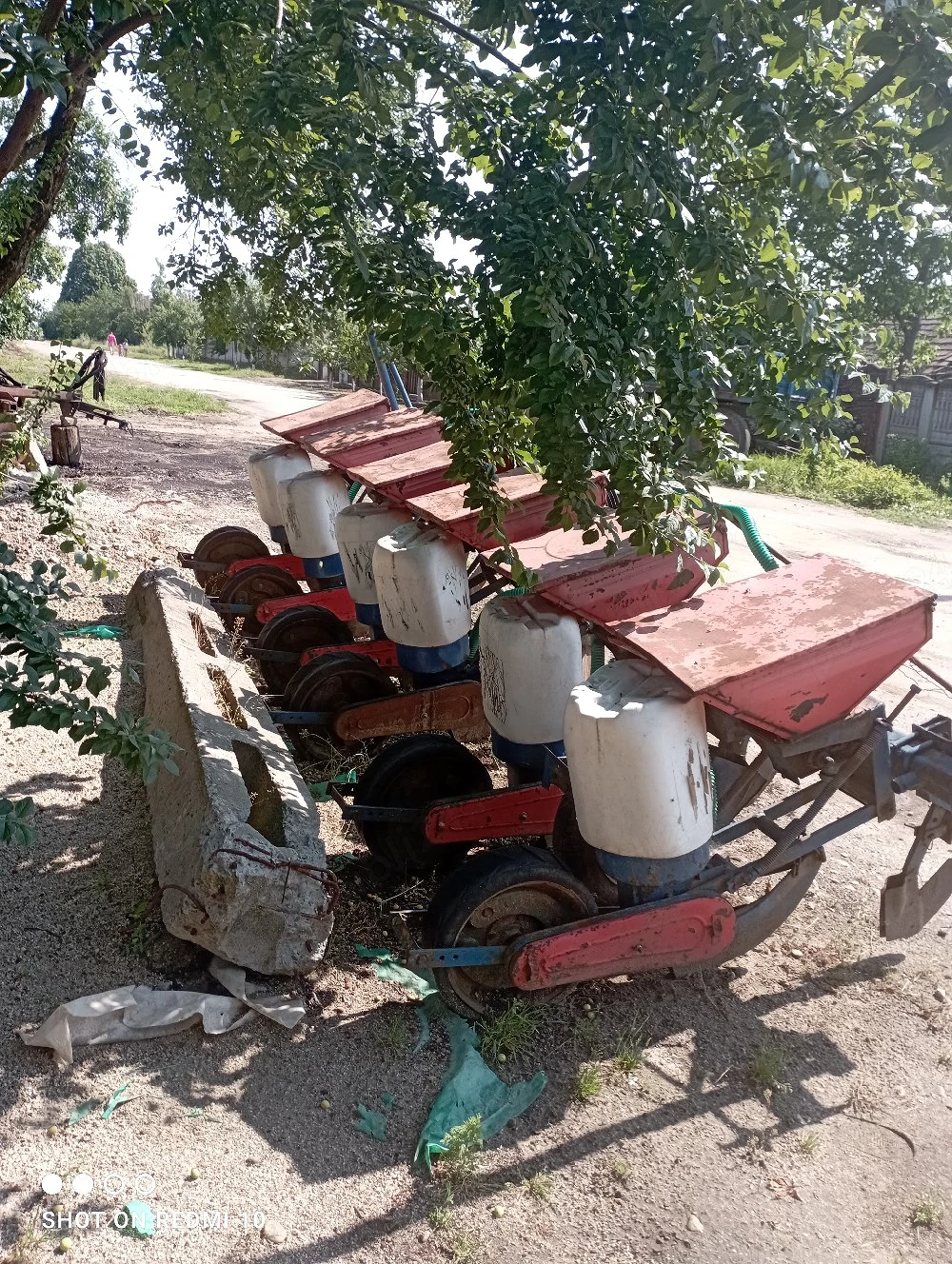 Vând semănătoare porumb 