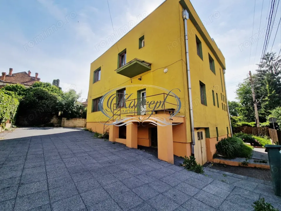 Casa / sediu firma in Andrei Muresanu