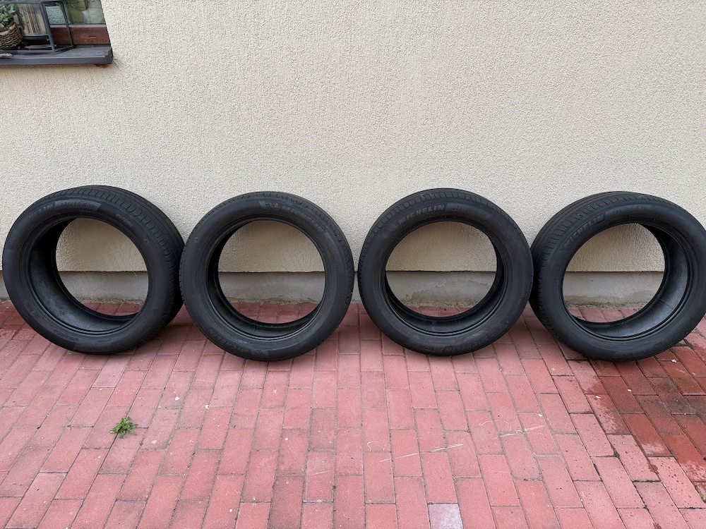 Michelin Primacy 4 235/50/R19 DOT 16/22 grosime > 5 mm
