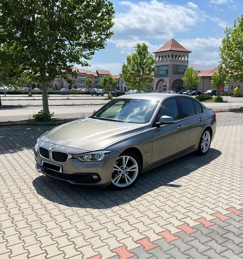     BMW 330e Plug-In Hybrid 252cp   Automata   Navi