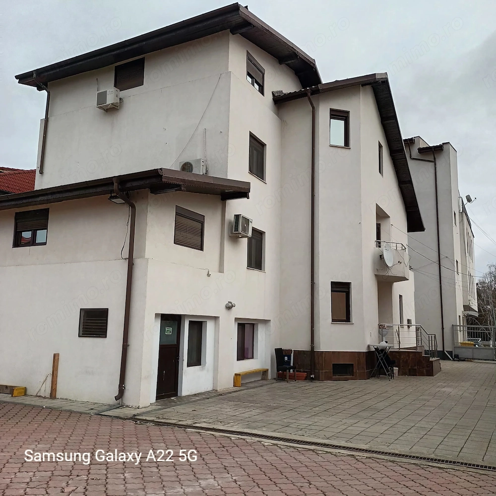 Vila reprezentativa10 camere| 542 MP | Activitati Comerciale | PIPERA  (langa Erou Iancu Nicolae)