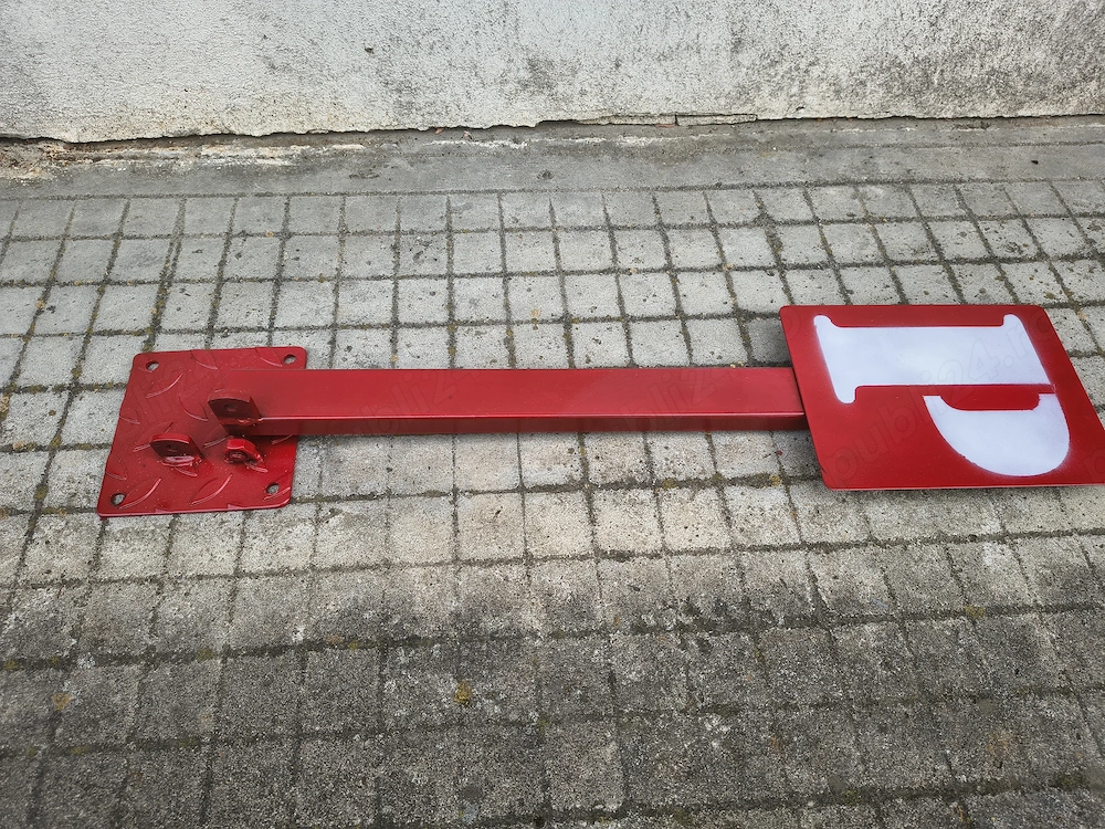 Blocator parcare din metal (2/4)