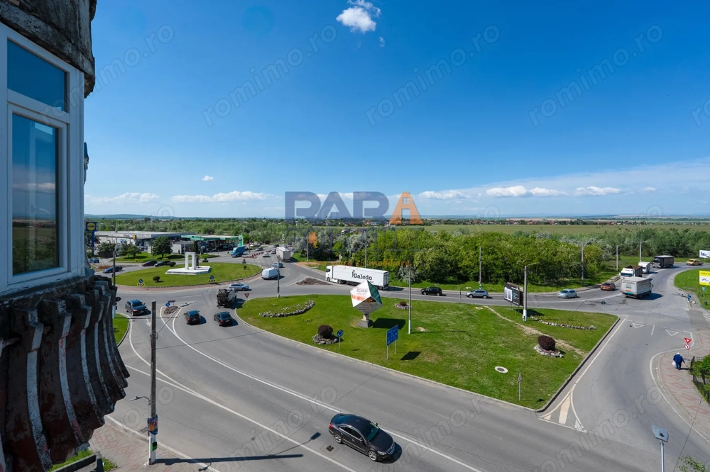 Apartament cu 4 camere, 88 mp (2 băi, 2 balcoane)