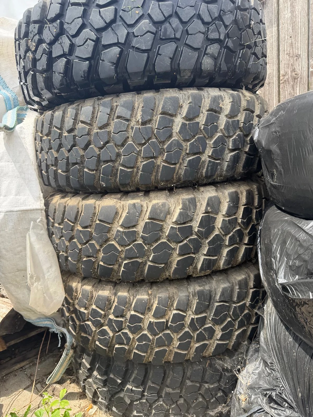 SET Anvelope offroad MT BF Goodrich 255/75 R17 