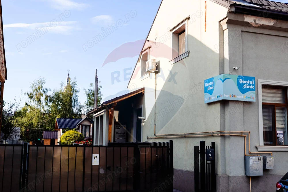 Casă / Vilă cu 3 camere în zona Centrală, strada Gheorghe Doja!