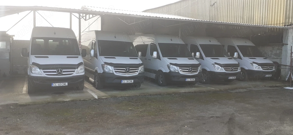 Vând microbuze Mercedes Sprinter 8+1