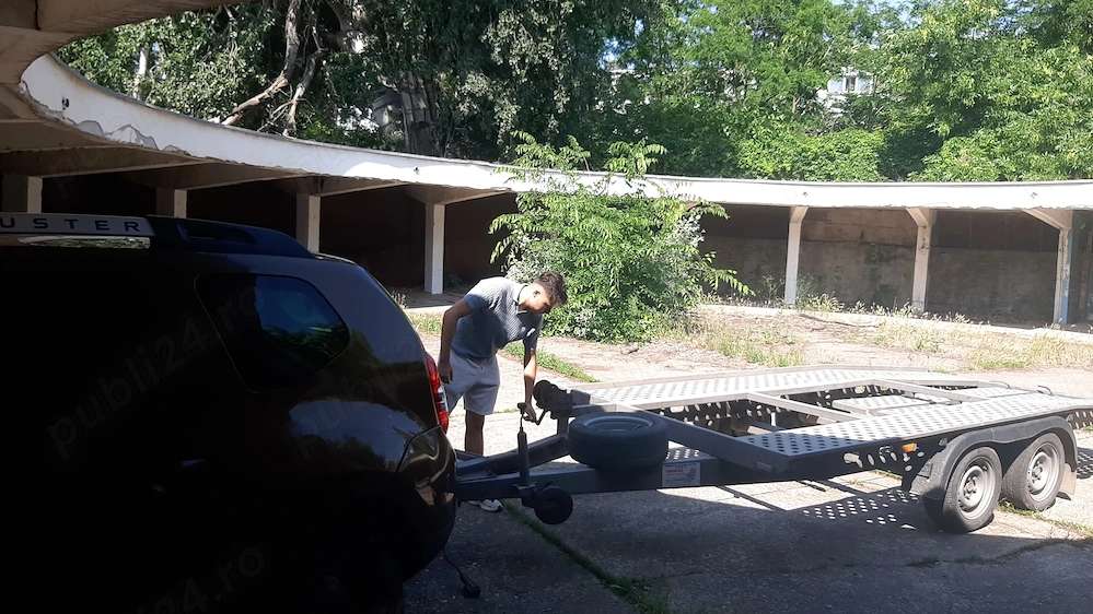 Vând platformă auto.