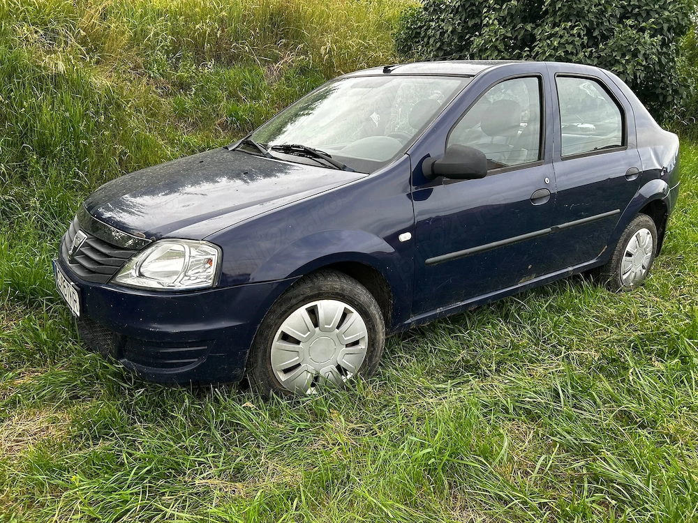 Vând Dacia Logan 2009