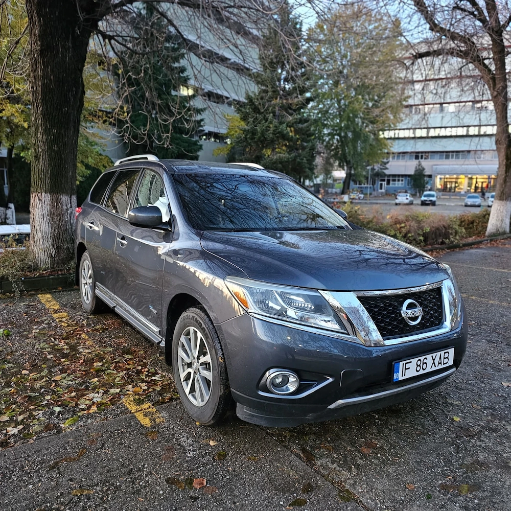 Nissan Pathfinder Hybrid 2.5 L Benzina 