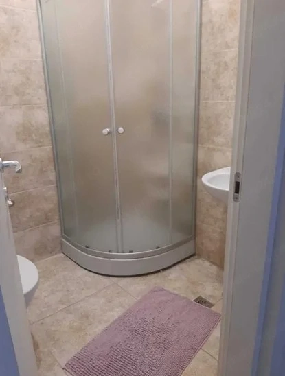 Apartament  3 camere decomandat,  mobilat , 2 bai