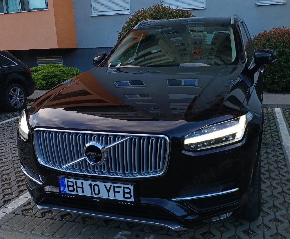 Vand VOLVO XC90 2.0 diesel,automat, 4x4,pneumatic, Model Inscription R Design 2016, 7 Locuri, 225cp