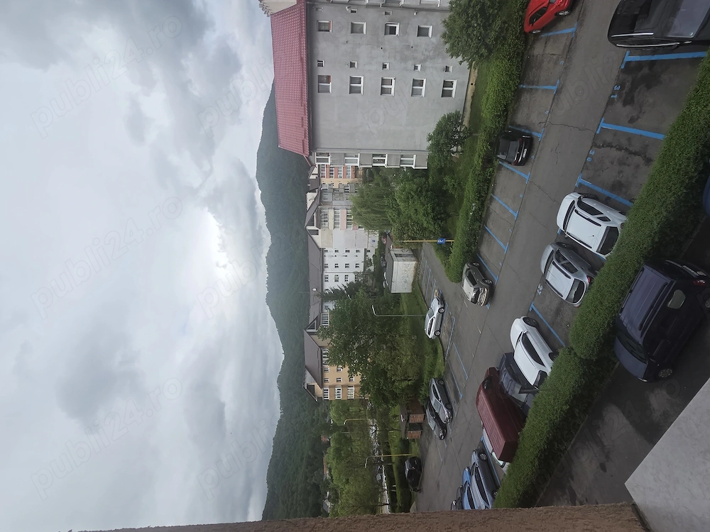 Proprietar Vand apartamnet 3 camere Noua Brasov