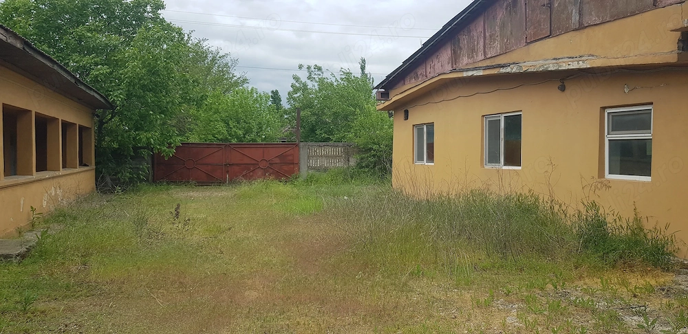 vand casa cu multe anexe GURBANESTI, jud Calarasi