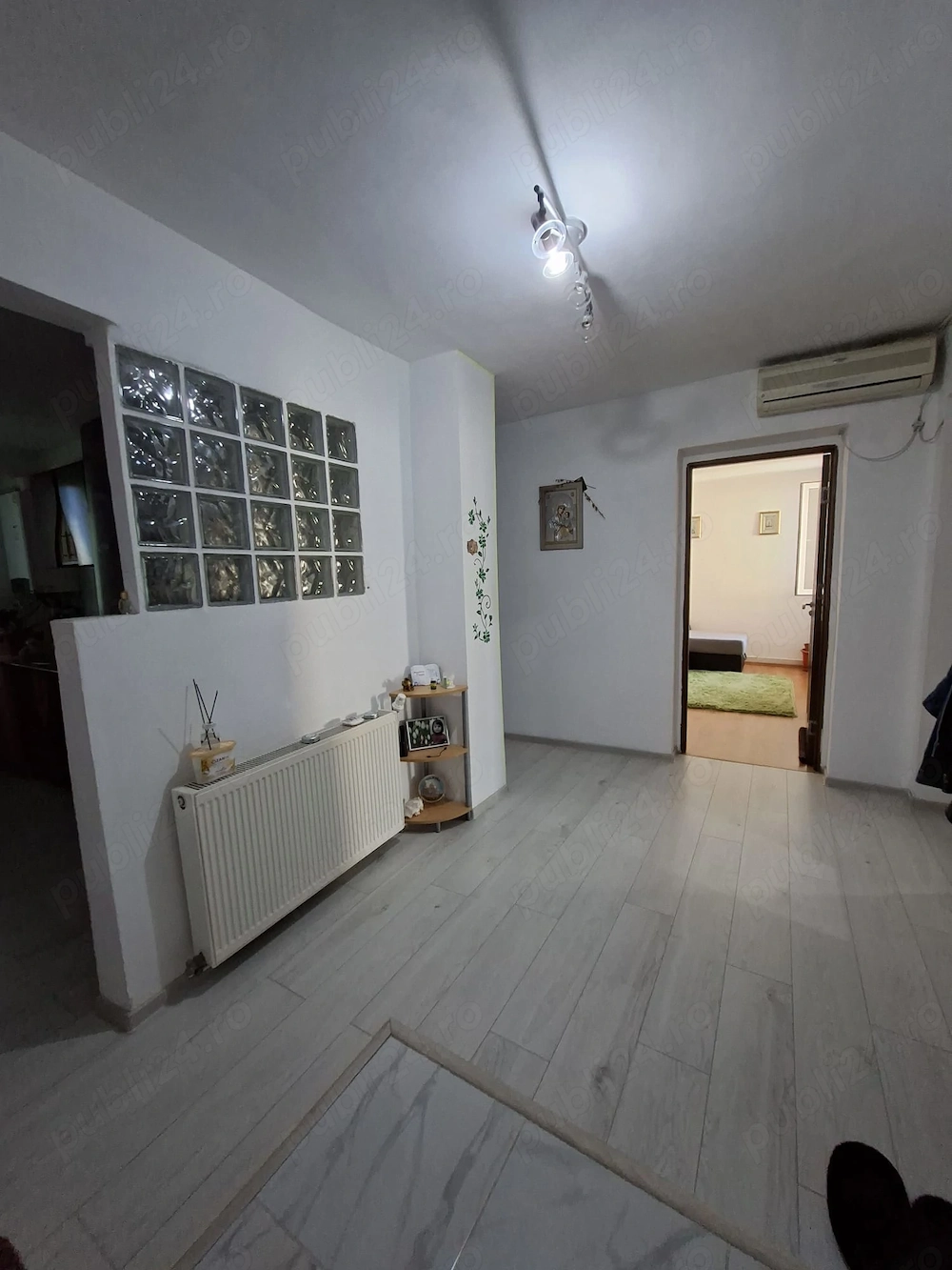 Vand apartament 3 camere 