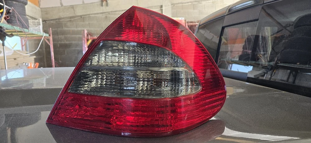 stop/tripla mercedes w211 e-class
