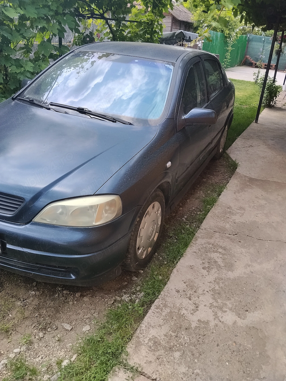 Opel Astra 1.6 hatchback