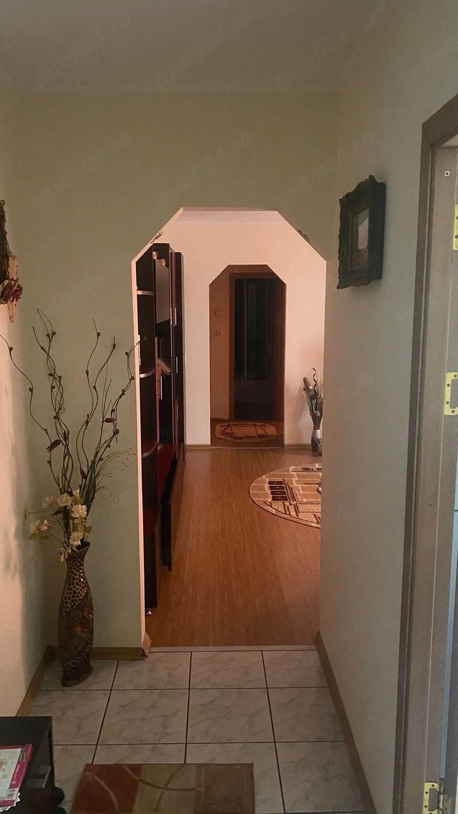 inchiriez apartament 2 canere Prundu 