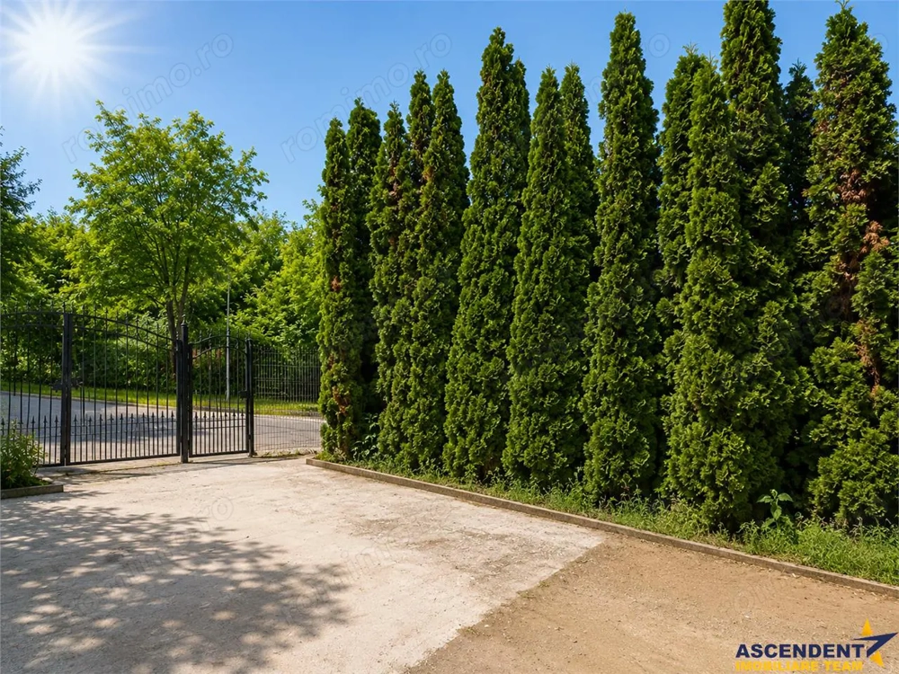 Corp de casa cu 3 camere, parcare in curte, Drumul Poienii, langa parcul Ina Schaeffler.