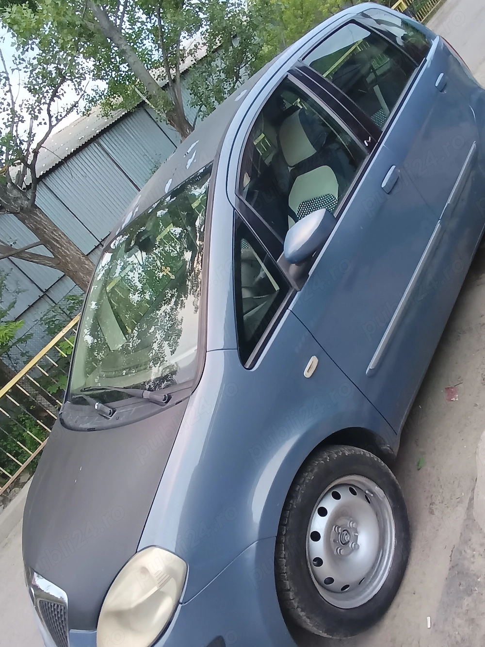 Vând Lancia Musa an stare buna 