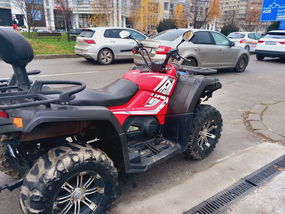 Vand ATV CF MOTO 4X4 , 520 L,numere negre,itp,asigurare