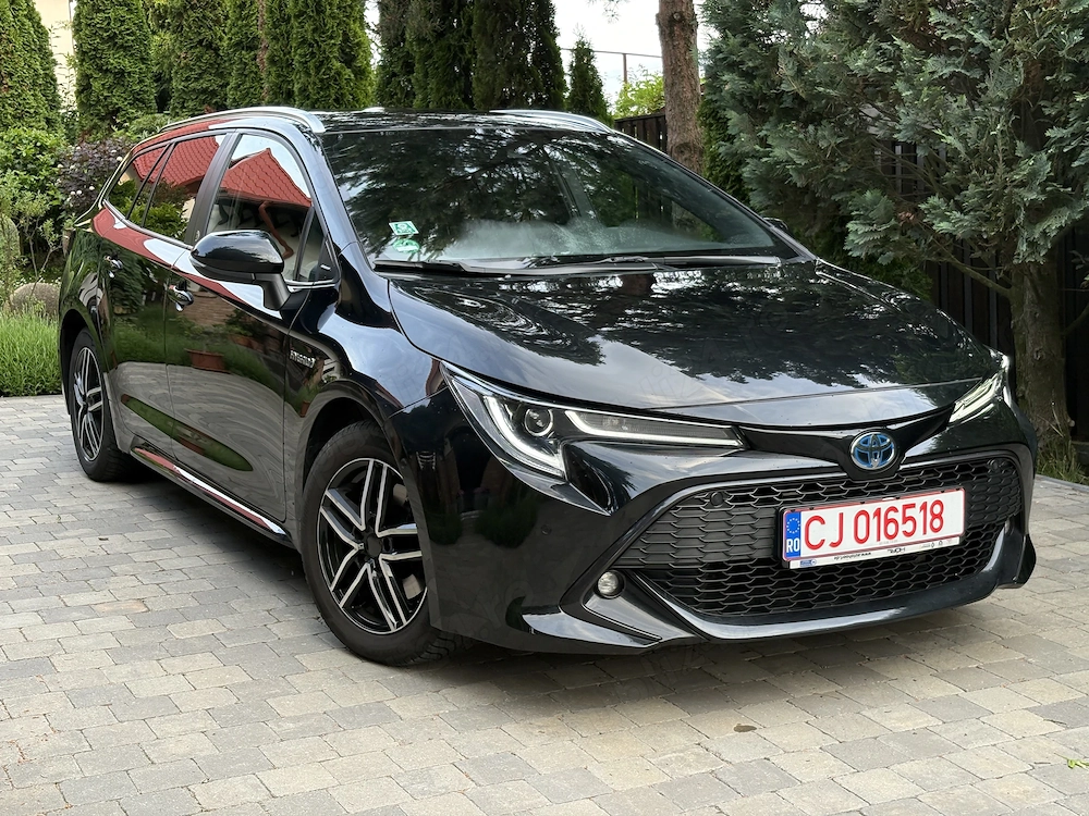Toyota corolla hybrid 