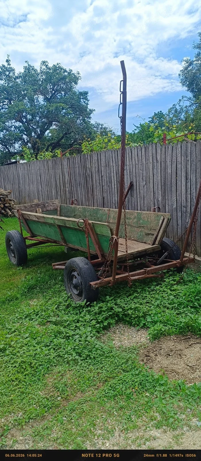 căruță de vânzare 