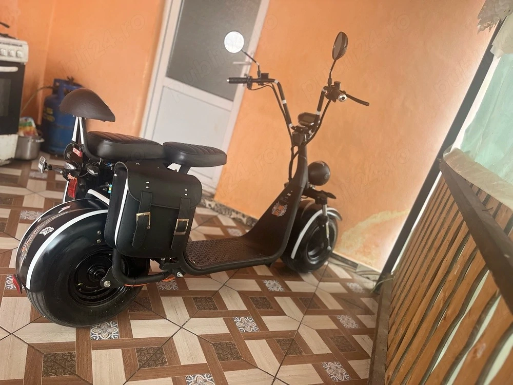  De vânzare scuter electric, în stare foarte bună, motorul funcționează impecabil. Baterie cu autono