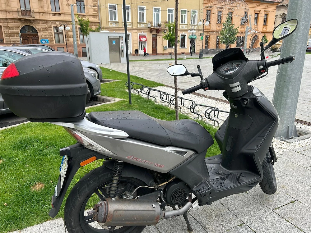 Vând Kymco Agility 125cc 