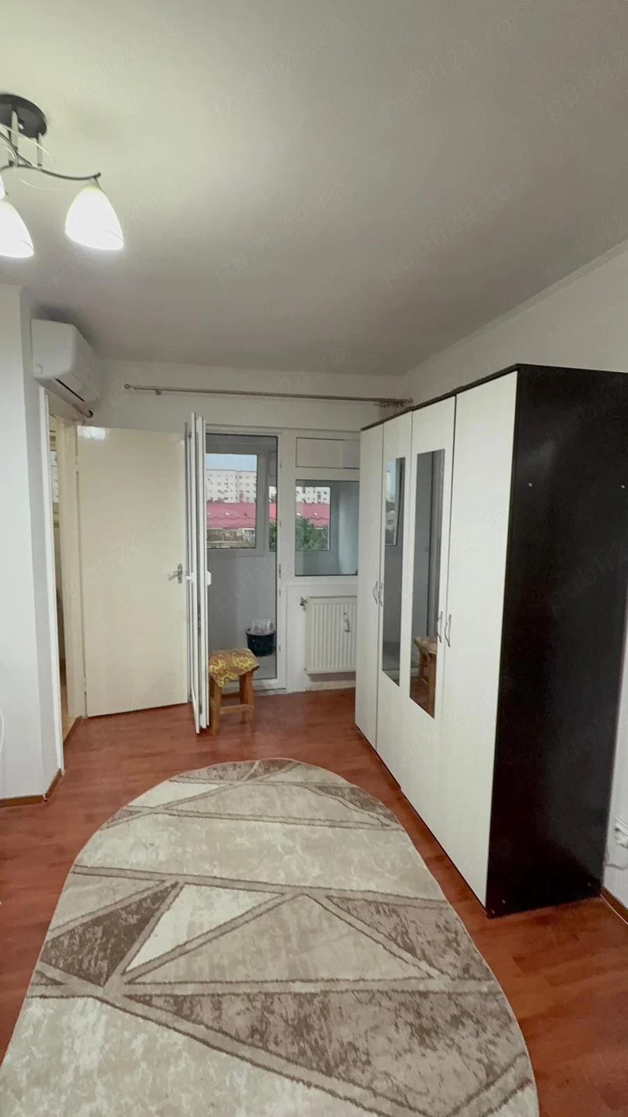 Apartament cu 2 camere de închiriat 