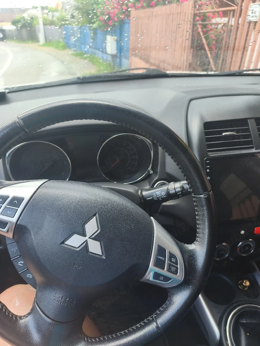 Mitsubishi asx 2012