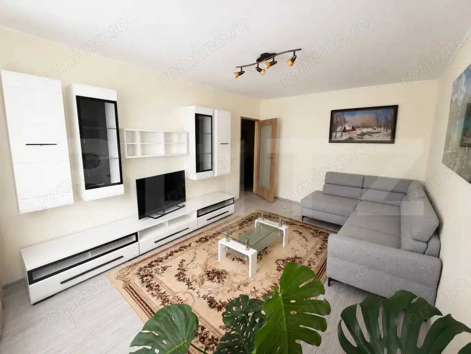 Apartament de 3 camere, 71 mp, zona Nicolina 2