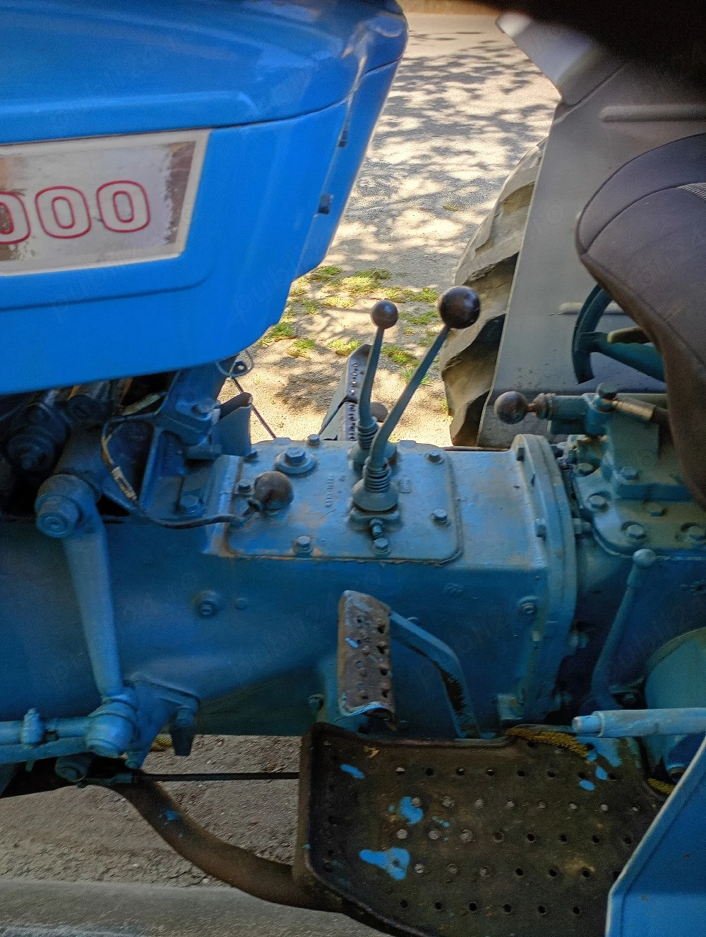 tractor ford 3000