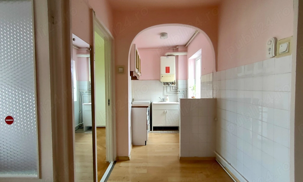 Apartament 2 camere, decomandat, de vânzare