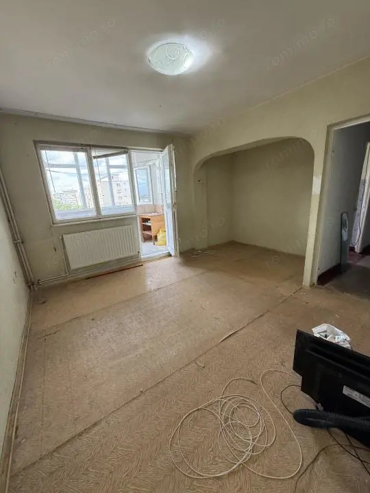 Apartament 2 camere decomandat – Micro 20, Galați – Etaj 9/10 