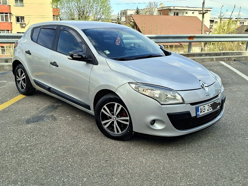 Renault Megane 3 2010 proprietar 1. 5 dci 90 cp