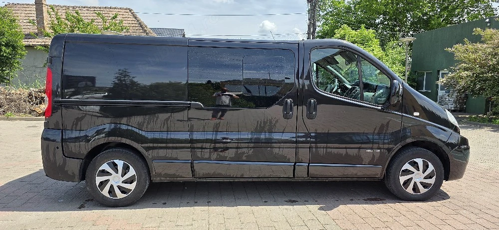 Renault Trafic 2.0d Lung Mixt